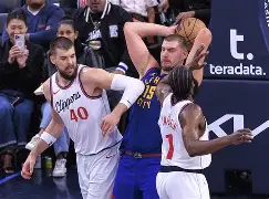 九游_丹佛掘金NBA击败达拉斯独行侠约基奇勾手制胜的简单介绍